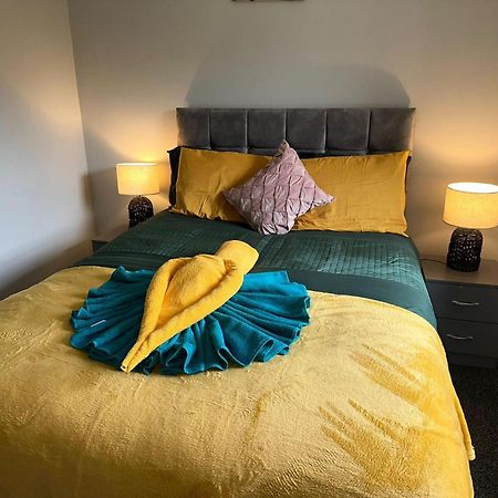 Cosy Private Two Bedroom Apartament In Kensinghton Can Fit Up To 8 Guests London Kültér fotó