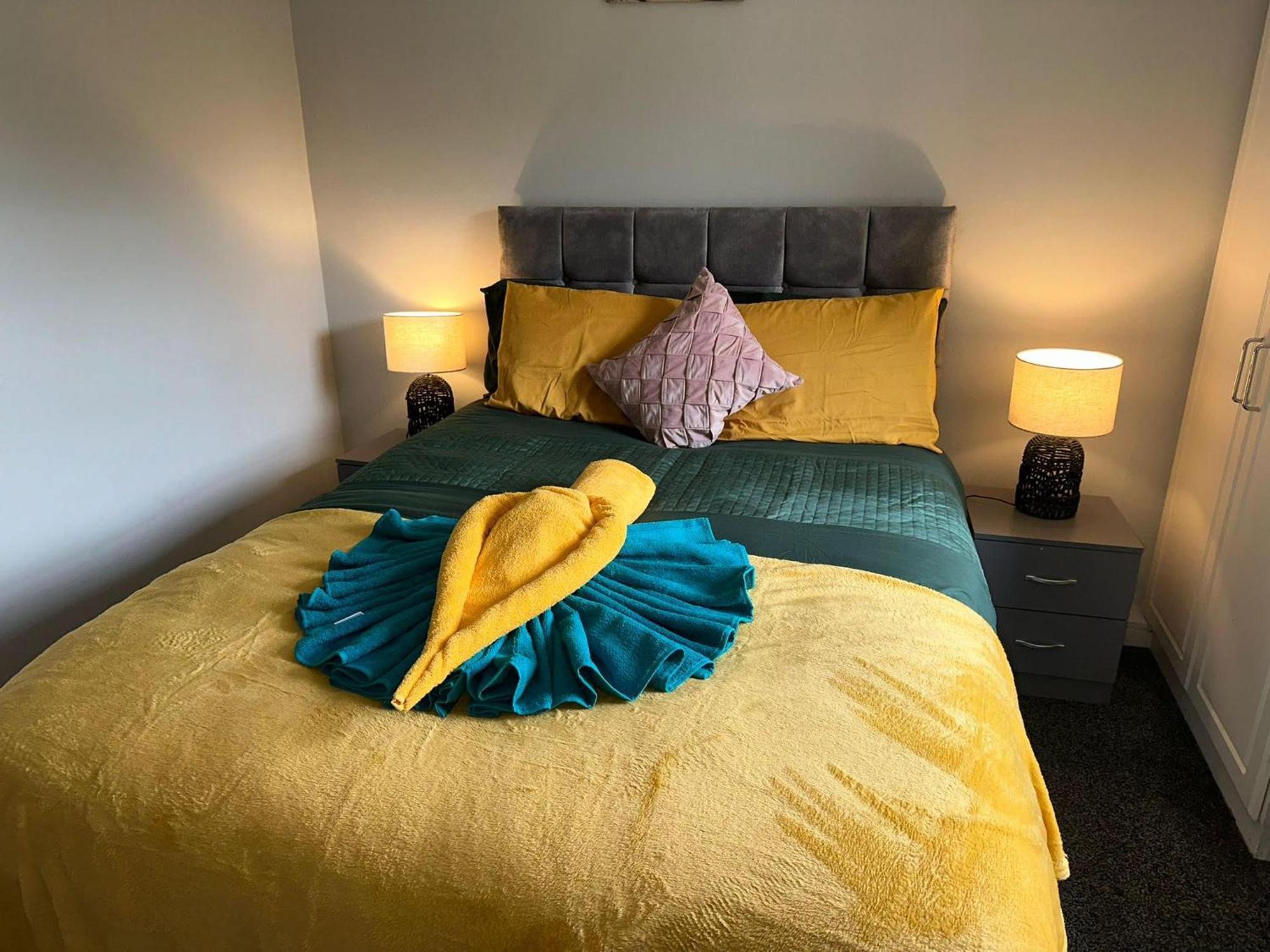 Cosy Private Two Bedroom Apartament In Kensinghton Can Fit Up To 8 Guests London Kültér fotó